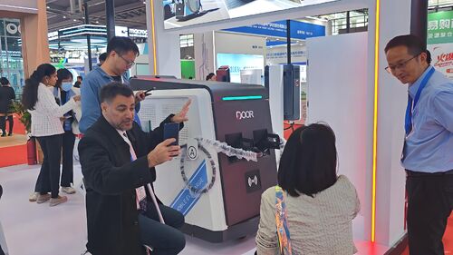 Ultime notizie aziendali su Door brilla all'Expo Internazionale di Ricarica e Sostituzione Batterie di Shenzhen 2025